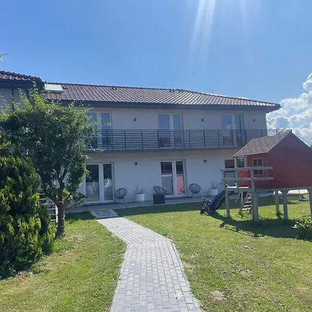 In Ch Opy Near Seaside * Chłopy