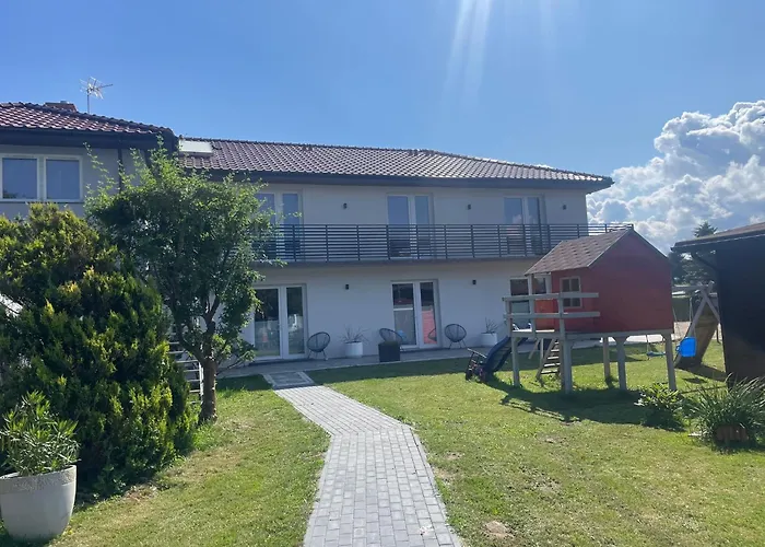 In Ch Opy Near Seaside * Chłopy