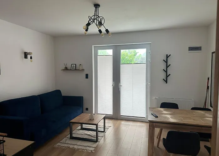 In Ch Opy Near Seaside